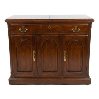 Drexel Heritage "Vintage Cherry" Expandable Flip-Top Server Bar Cabinet For Sale