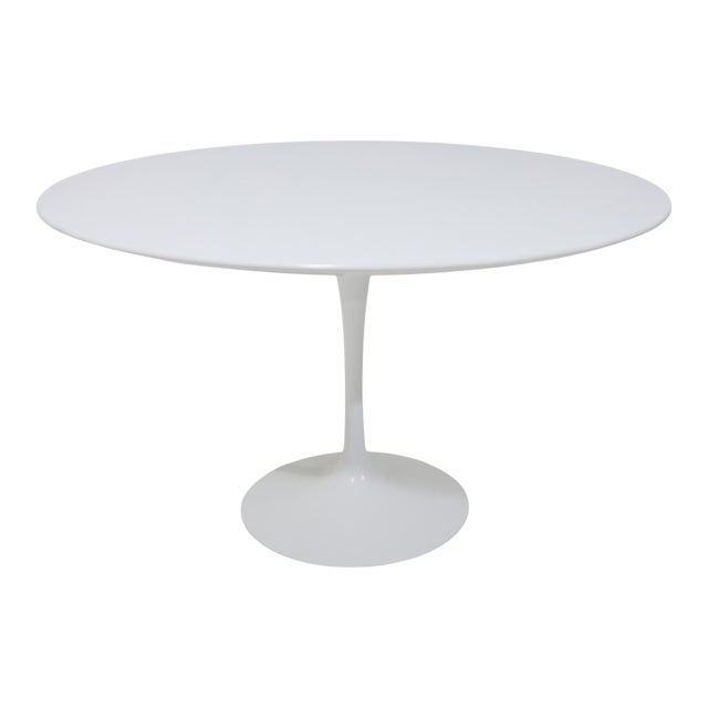 Eero Saarinen for Knoll Tulip Table, 47" For Sale