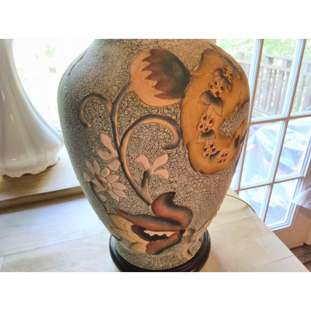 Vintage Frederick Cooper Tobacco Leaf Table Lamp Featuring Hand-Painted Floral and Bird Motifs. For Sale - Image 13 of 18