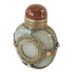Chinese Mongolian Style Agate or Jade Snuff Bottle
