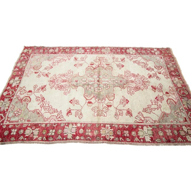 Traditional 1960s Vintage Washed Out Turkish Anatolian Rug- 4′3″ × 6′10″ For Sale - Image 3 of 7