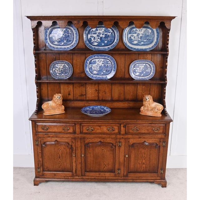 English Cupboard with Plate Rack in Oak For Sale - Image 6 of 6