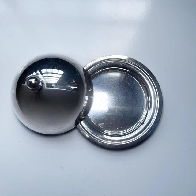 Traditional 1980s Christofle Silver-Plated Cloche with Tray: French Crystal Dome Serveware For Sale - Image 3 of 5