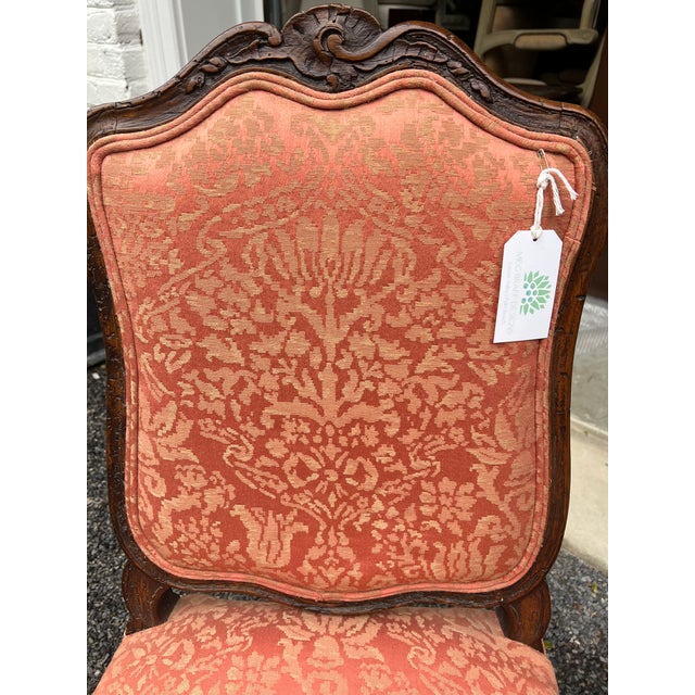 Late 18th Century Petite French Slipper Chair With Silk Damask Upholstery For Sale - Image 5 of 9