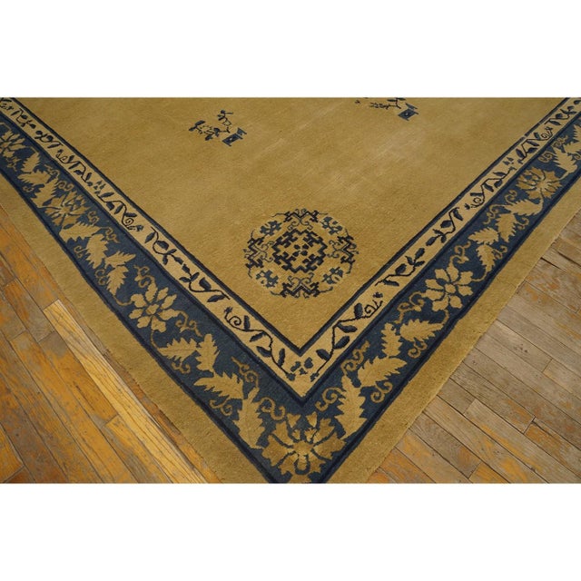 1920s 1920s Beige Field Medallion Deco Antique Chinese Peking Room Size Knotted Rug For Sale - Image 5 of 10