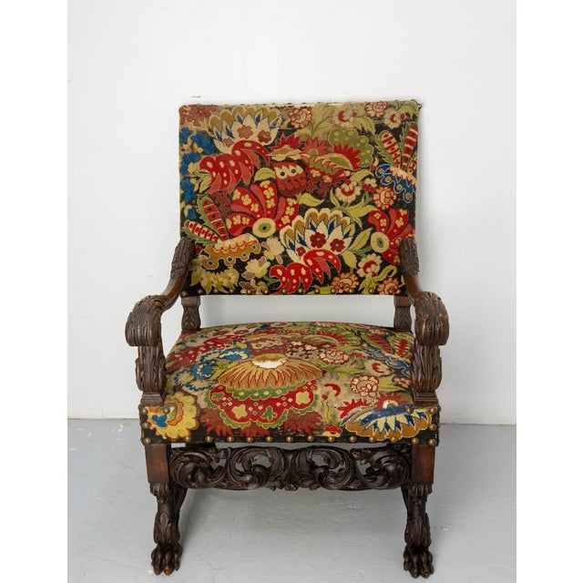 English fauteuil, open armchairs side or desk chair in the Victorian style. Walnut and upholstery. The fabric can be...