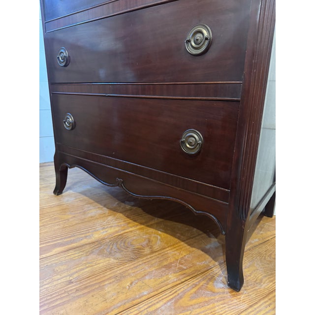 Mid 20th Century Vintage 5 Drawer Mahogany Chest of Drawers For Sale - Image 5 of 12