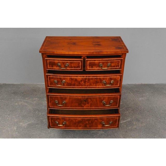 English Chest of Drawers in Yew, Late 20th Century For Sale - Image 10 of 18