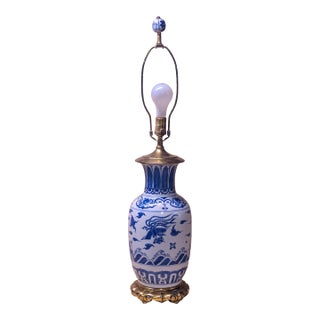 Late 20th Century Chinese Blue and White Lamp For Sale