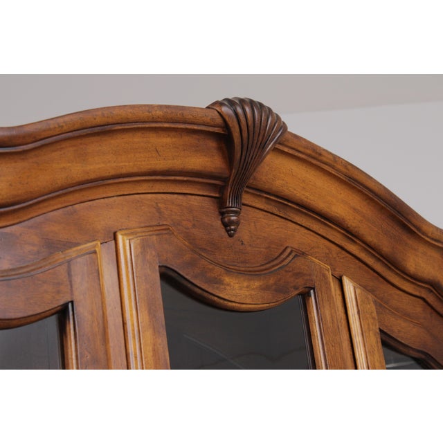 Ethan Allen Country French China Cabinet For Sale - Image 12 of 18