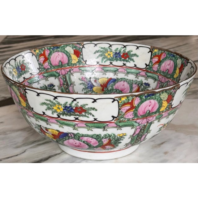 Vintage Famille Rose Chinese Decorative Bowl For Sale - Image 10 of 18