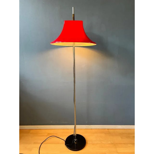 Space Age Floor Lamp in Acrylic Glass by Willem Hagoort, 1970s For Sale - Image 3 of 11