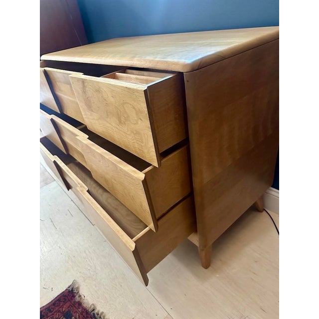 1950s Mid Century Heywood Wakefield Lowboy From the ‘Trophy” Series For Sale - Image 13 of 17