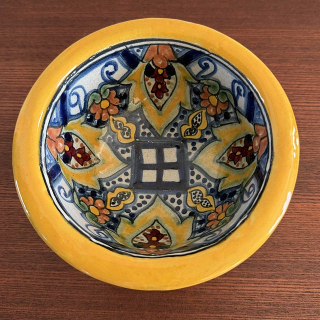 Mexican Late 20th Century Mexican Talavera ‘La Corona’ Pottery Bowl For Sale - Image 3 of 10