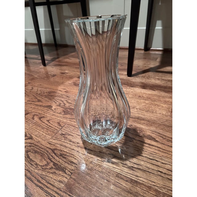 Mid-Century Modern 1980s Baccarat Fluted Flower Vase For Sale - Image 3 of 3