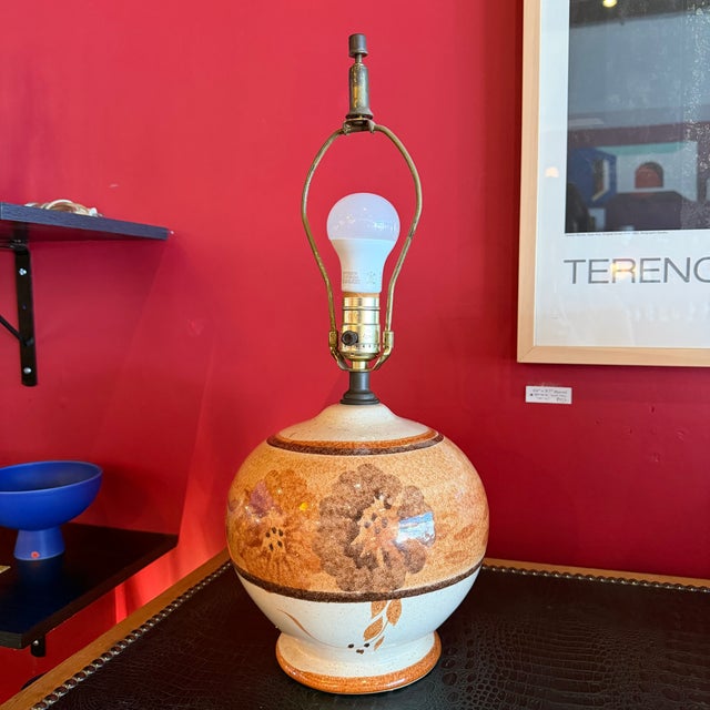 1970's Boho Chic Floral Ceramic Lamp With Original Shade For Sale In Los Angeles - Image 6 of 11