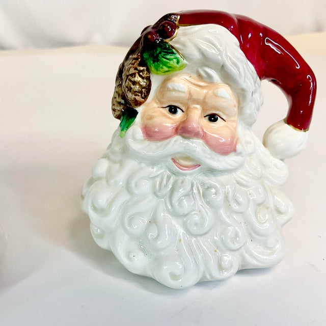 1980s Americana Boho Chic Majolica Fitz & Floyd Santa Salt & Pepper Shakers - A Pair, Christmas For Sale - Image 9 of 9