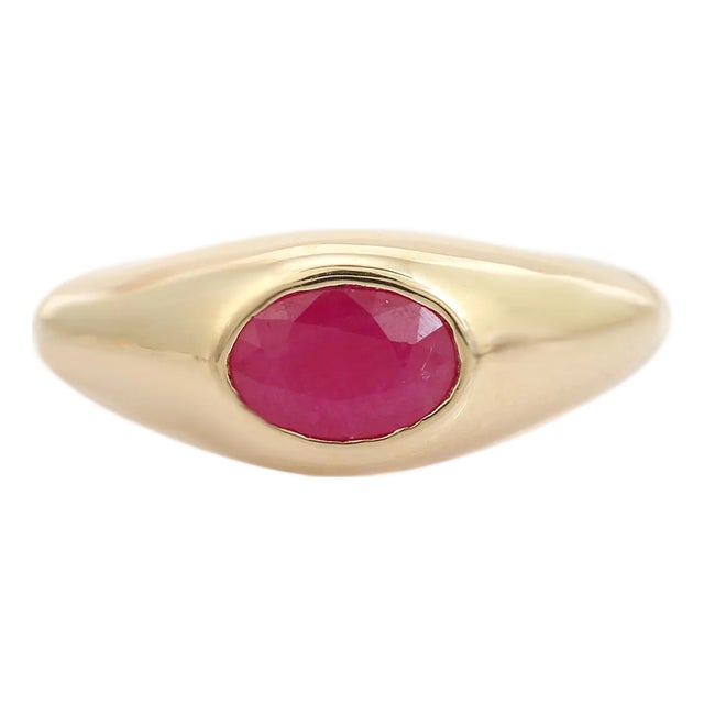 Retro Unisex Solid 14k Yellow Gold Oval Ruby Ring Size 6 For Sale