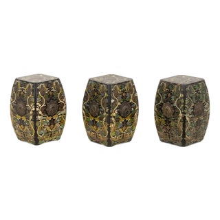 Set of Three Chinese Export Five-Clawed Dragon and Phoenix Motif Black Lacquered Stools For Sale