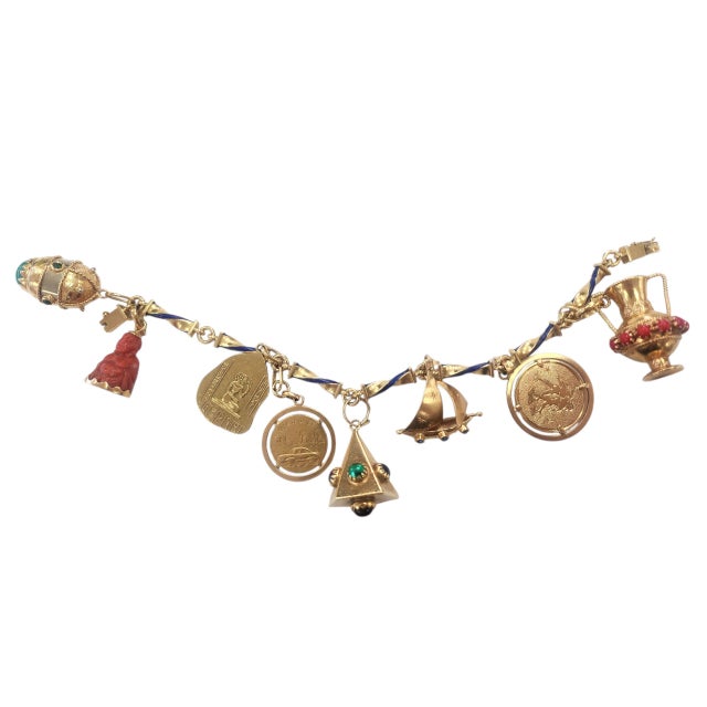 Modern 1950s 18k Gold Multi Vintage Charm Bracelet on Enamel Chain For Sale - Image 3 of 7