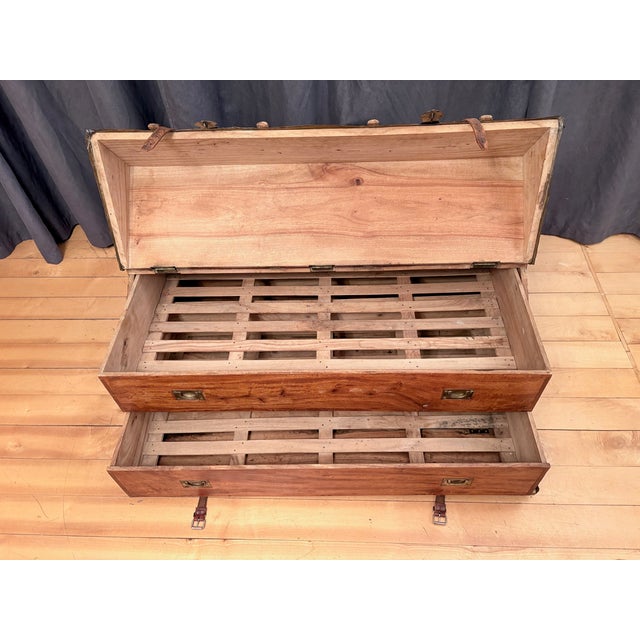 Brown French Officers Cabin Trunk, 1850s For Sale - Image 8 of 18