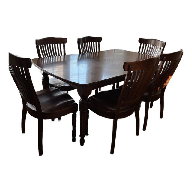 Stickley (Nichols and Stone) Antigua Table and Six Chairs With Two Leaves Set For Sale