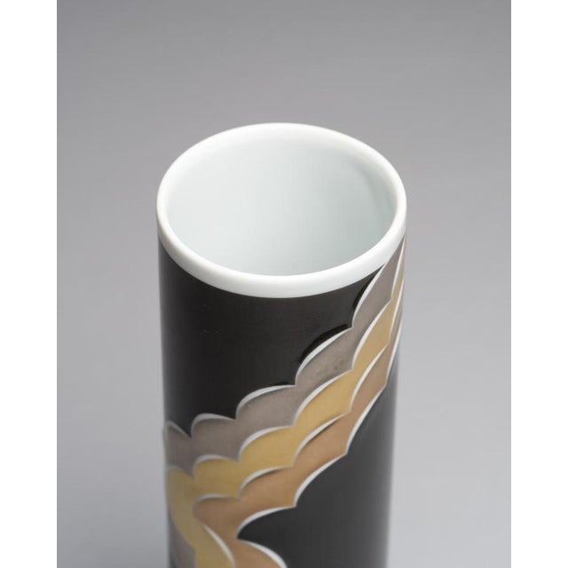 Porcelain Bewegung Vase by Natale Sapone for Rosenthal, 1976 For Sale - Image 6 of 10
