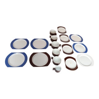 Vintage Alitalia First Class Plates and Cups Designed by Joe Colombo - Set of 17 For Sale