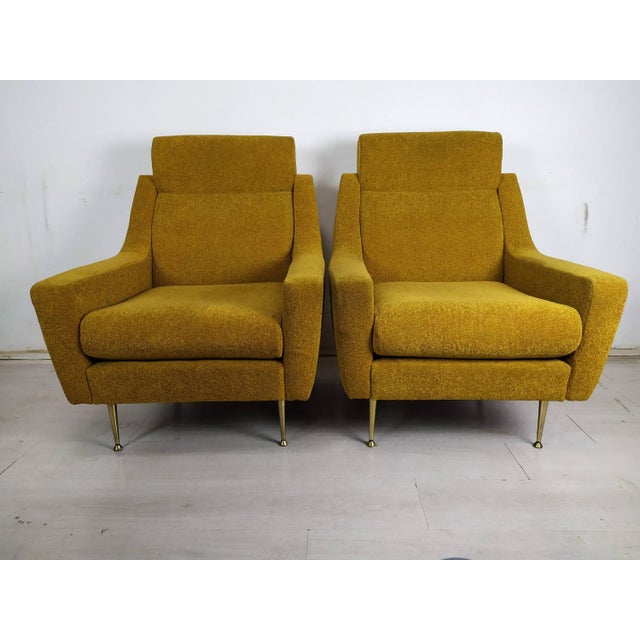 Set of Vintage Mustard Velvet Armchairs, 1960s, in Good conditions. Designed 1960 to 1969
