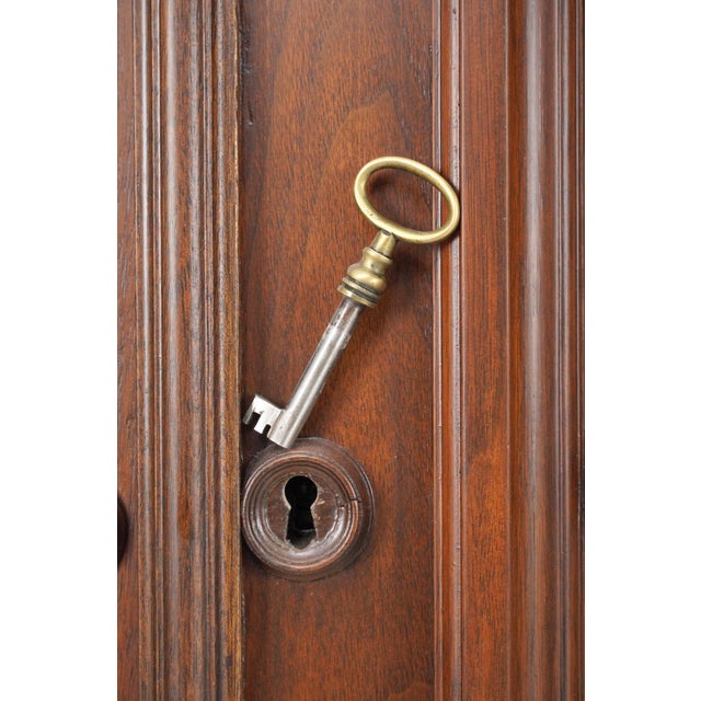 Late 20th Century Late 20th Century Traditional Walnut Glass Front Double Door Bookcase Cabinet For Sale - Image 5 of 16
