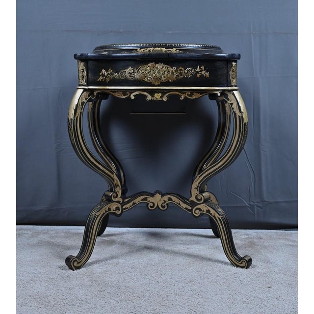 Napoleon III Painted Wooden Worktable, Mid-19th Century For Sale - Image 14 of 18