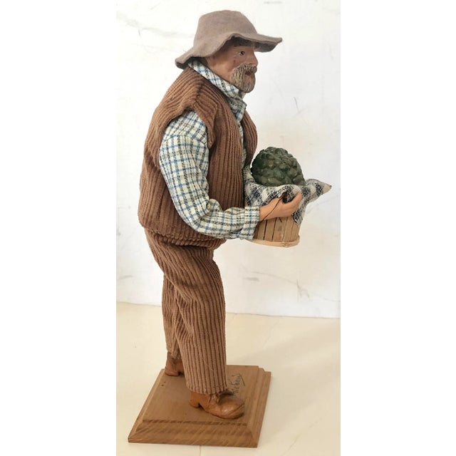 French Provincial Aix De Provence Santons Richard Clay Sculpture of a Grape Harvester and His Ladder For Sale - Image 3 of 8