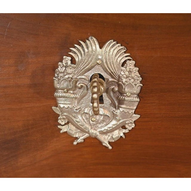 Early 19th Century Empire Chest of Drawers in Cherry Trees For Sale - Image 11 of 18