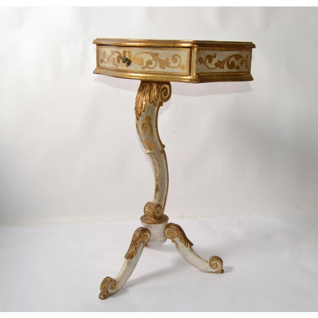 20th Century Giltwood Florentine Side Table Hand-Carved Tripod Scrolled Base For Sale - Image 4 of 13