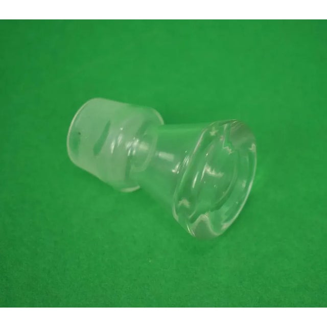 Hand-Painted Race Horses & Jockeys Glass Decanter Signed R Kuntz For Sale In New York - Image 6 of 7