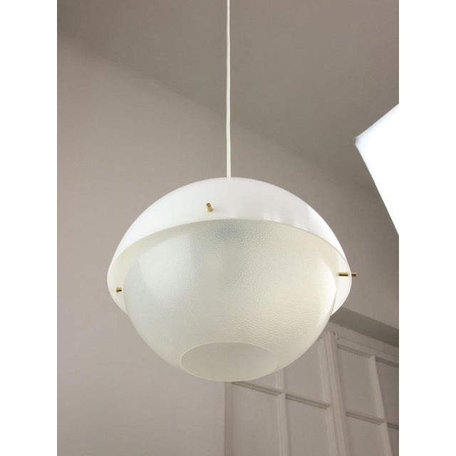 Italian Space Age Pendant in Brass and Acrylic Glass, 1970s For Sale - Image 4 of 18