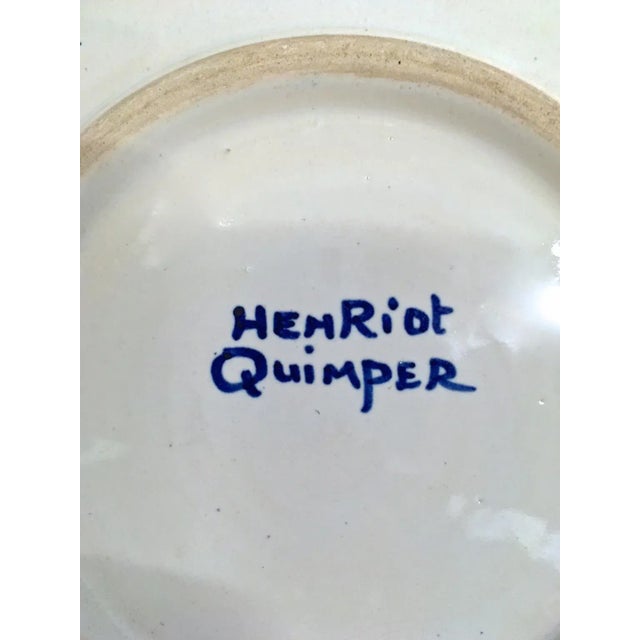 Early 20th Century Vintage Quimper Bagpiper & Abstract Floral Plate For Sale - Image 5 of 5