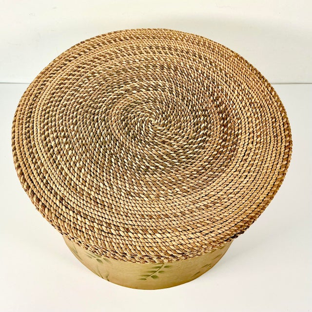 Wood 1990s Vintage Coastal Boho Chic Wicker Lidded Bamboo Leaf Motif Storage Box, Large For Sale - Image 7 of 9