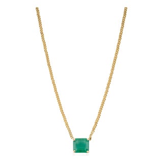 Swedish Modern Asscher Cut 3.27 Carats Emerald Solitaire Necklace in 14k Solid Gold For Sale