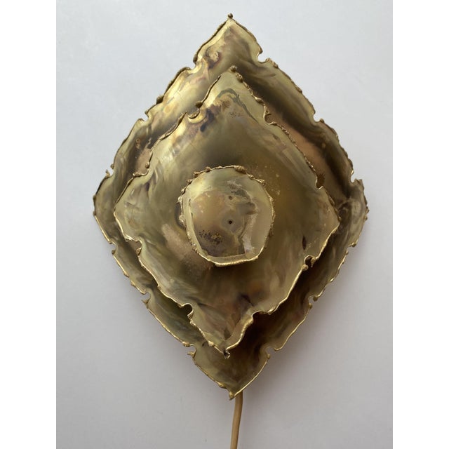 Mid-Century Modern Brutalist Torch-Cut Brass Wall Light by Svend Aage Holm-Sørensen, 1960s For Sale - Image 3 of 10