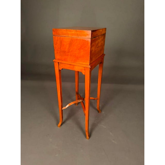Rare English Louis XV Style Satinwood Vanity Case on Stand With Mirror, Circa 1880 For Sale - Image 12 of 18