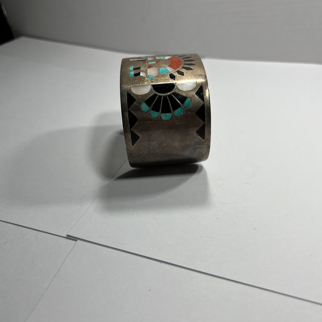 Metal 1980s Fred and Lolita Natachu Zuni Inlay Sterling Silver Cuff For Sale - Image 7 of 7