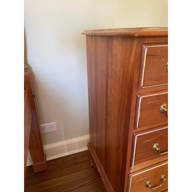 Wood Pair of Harden Solid Cherry 4-Drawer Georgian Chests – Bachelor Chests / Nightstands For Sale - Image 7 of 18