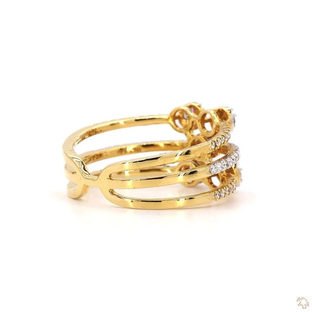 Metal 0.5 Carat Round Brilliant Cut Diamond Gold Ring, Size 6.5 For Sale - Image 7 of 9