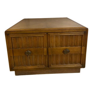 Mid-Century Modern Plaudit Side Table by Drexel For Sale