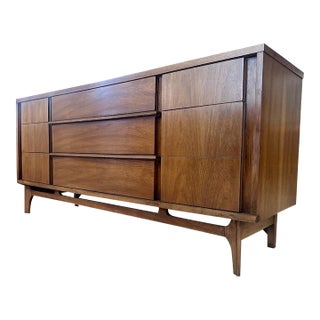 Kent Coffey ‘Predicta’ 9 Drawer Lowboy Dresser For Sale