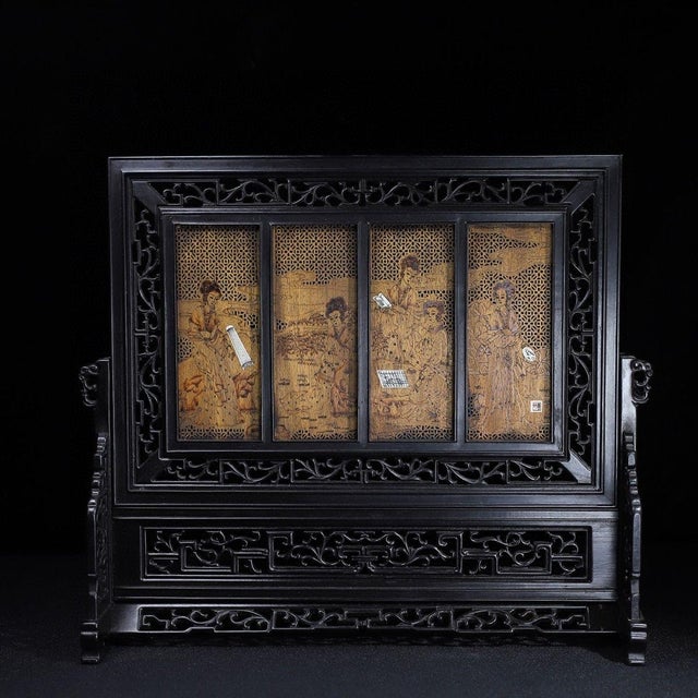 Dimensions: Height 33.5 cm (13.2") x Length 37.5 cm (14.8") x Width 12 cm (4.7") Weight: 1000 g (2.2 lbs) Material: Solid...