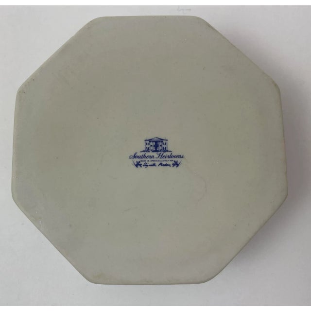 Elizabeth Arden Porcelain Box Southern Heirlooms Made in Japan For Sale - Image 9 of 12