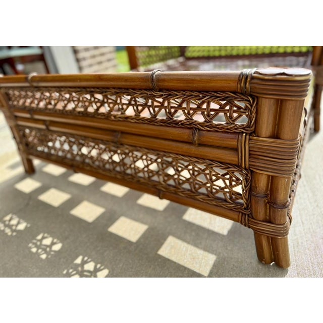 Vintage 1970s Palm Beach Regency Split-Bamboo & Rattan Chaise Lounger For Sale - Image 10 of 11