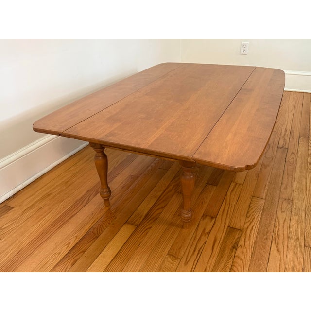 Baumritter 1950s Early American Style Baumritter Ethan Allen Maple Coffee Table For Sale - Image 4 of 10